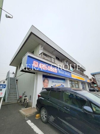 吉川マンションの物件外観写真